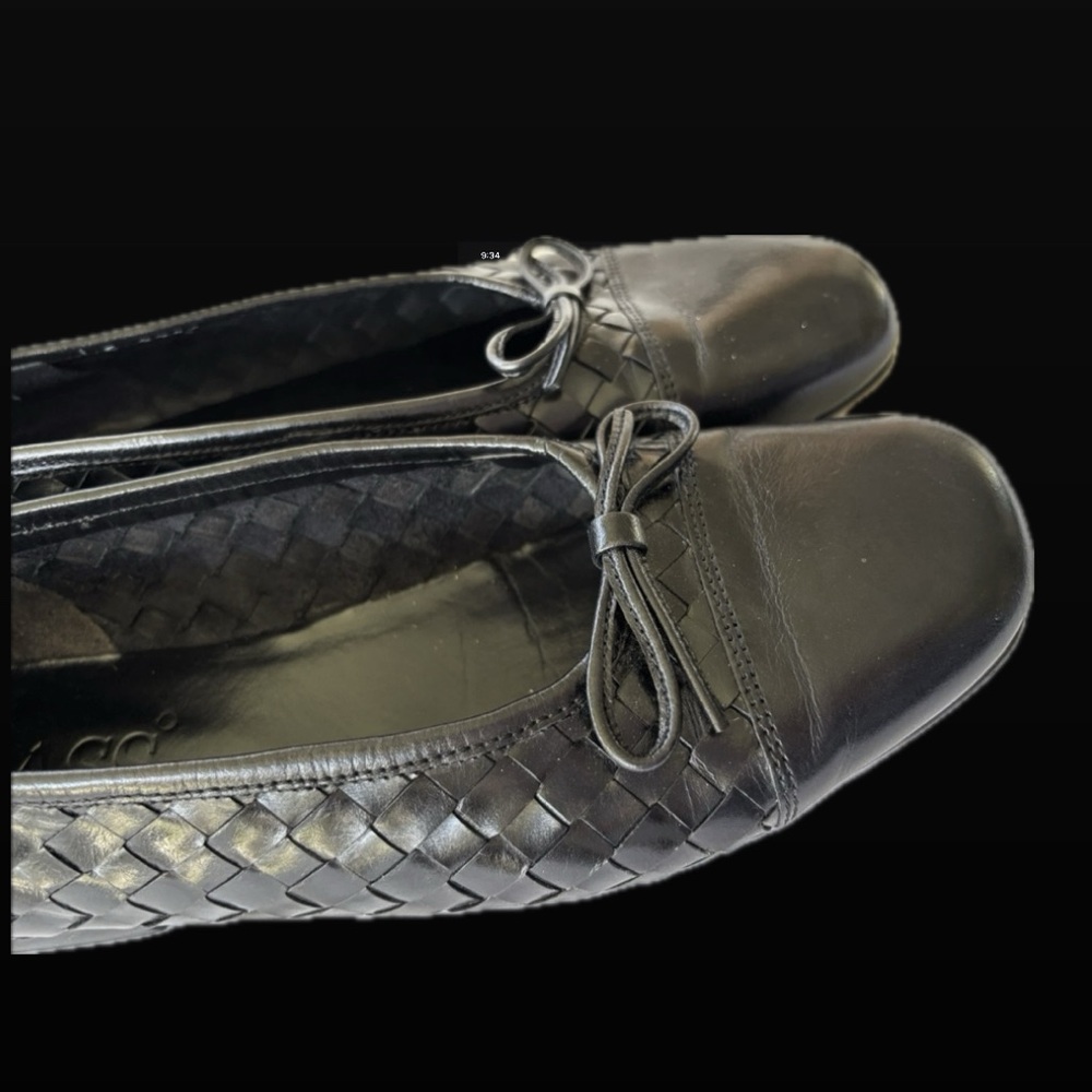 Women's Black Leather Ballet Flats